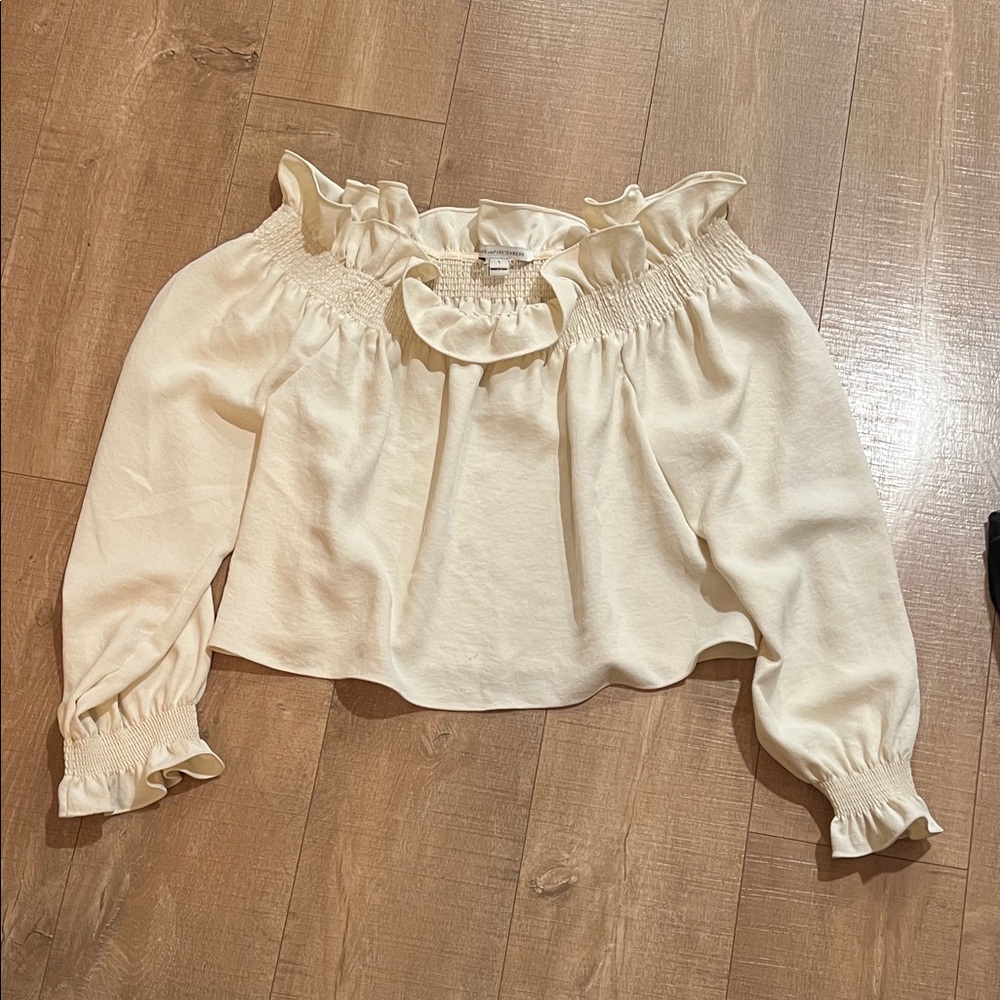 Diane Von Furstenberg off-shoulder top in size large